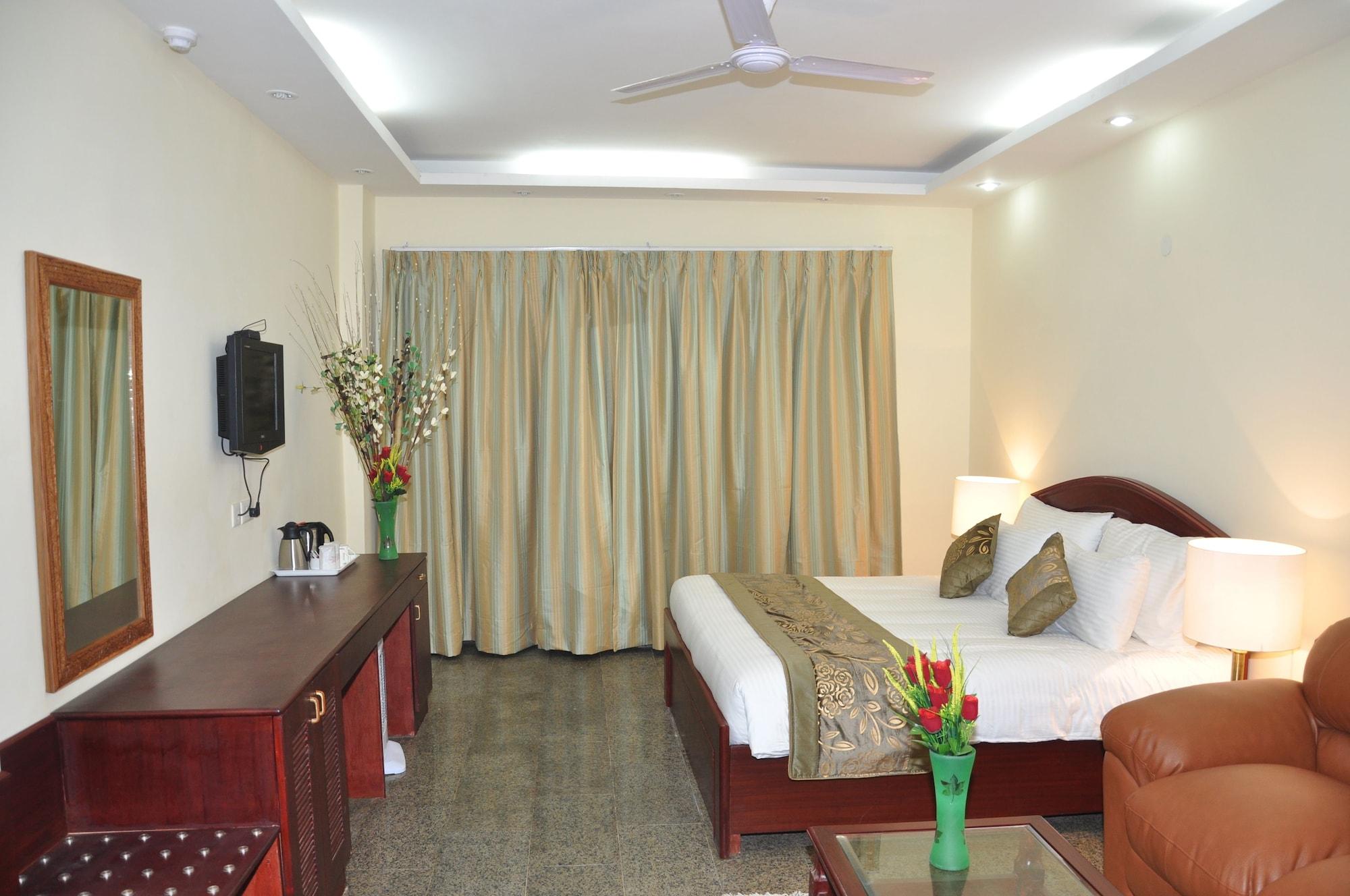 Oyo 367 Hotel Forest Green Nueva Delhi Exterior foto