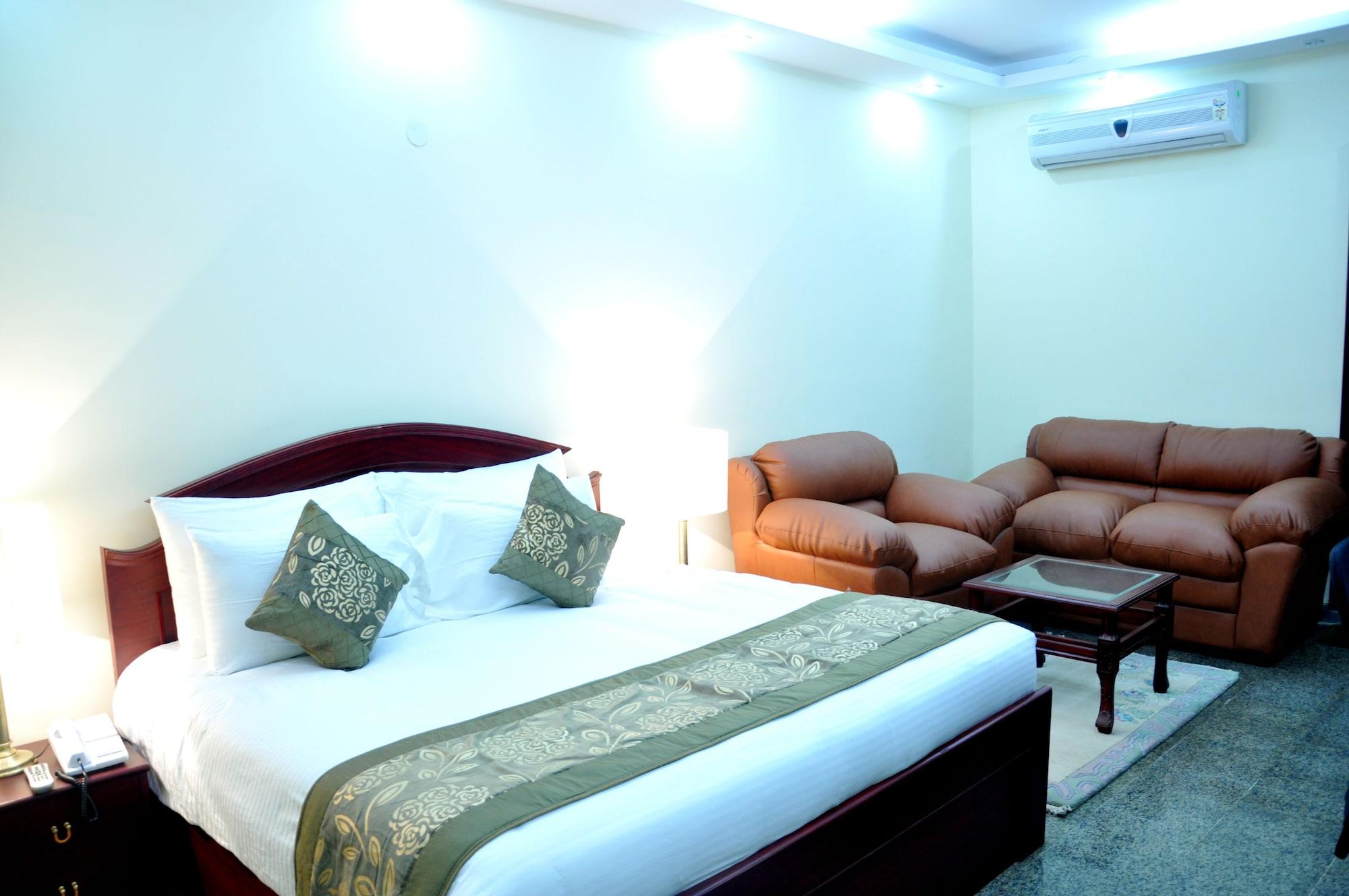 Oyo 367 Hotel Forest Green Nueva Delhi Exterior foto