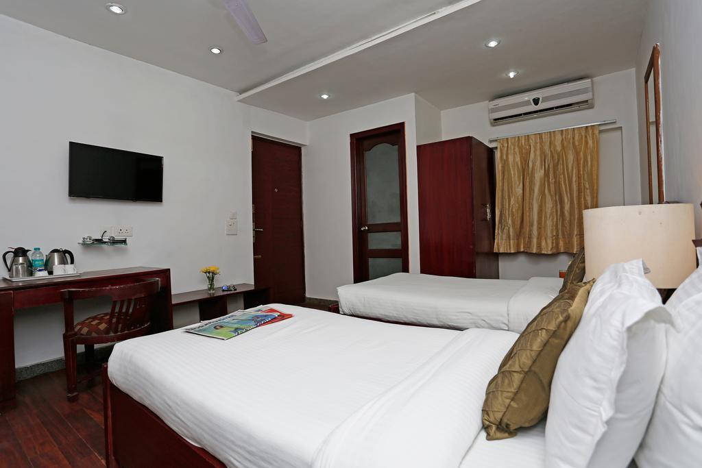 Oyo 367 Hotel Forest Green Nueva Delhi Exterior foto